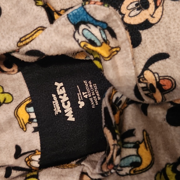 Disney Junior Mickey Pajamas 4T - Picture 2 of 4
